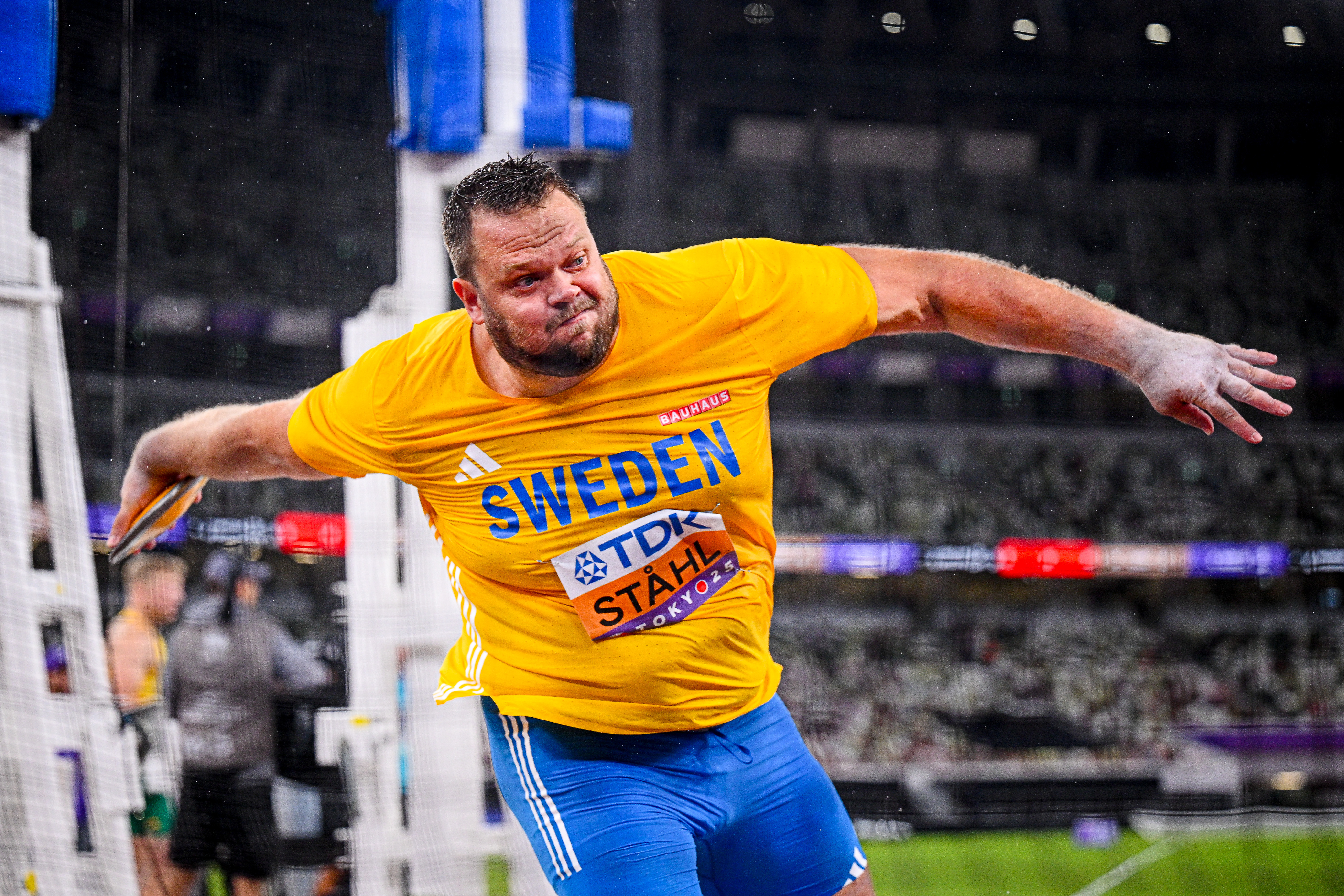 Day 9 – Stahl wins discus on a rain-hit concluding day